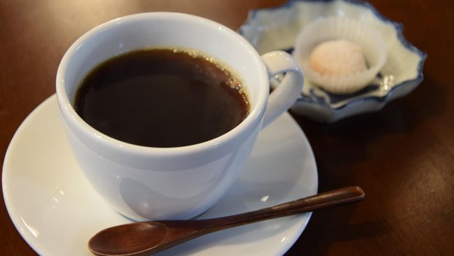 Terdapat sejumlah makanan yang sebaiknya dihindari oleh penderita bipolar karena dapat menimbulkan risiko gejala gangguan yang semakin buruk.