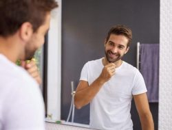 Petunjuk Sederhana soal Urutan Skincare untuk Pria