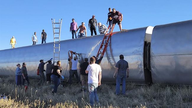 Penampakan Kecelakaan Kereta di Montana AS, 3 Orang Tewas