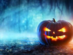Alasan Halloween Identik dengan Ukiran Wajah Seram di Buah Labu