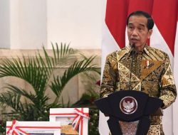 Jokowi Gelisah Ada Omicron, Para Menteri Kumpul di Istana