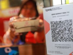 Warga RI ke Singapura Tak Usah Bawa Uang Tunai, Ada QRIS